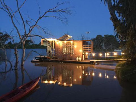 Bills Boathouse - Accommodation ACT 7