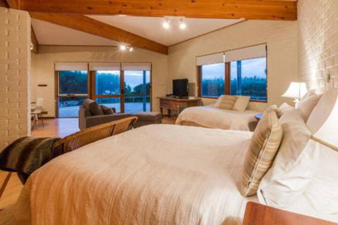 Yallingups Best Located Beach House - Accommodation ACT 7