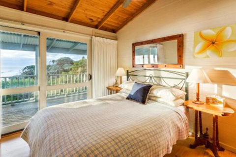 Yallingups Best Located Beach House - Accommodation ACT 2