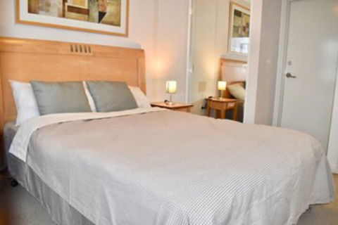 Convenient City Aprt For 2 W / Pool Gym Tennis Court - Accommodation ACT 0