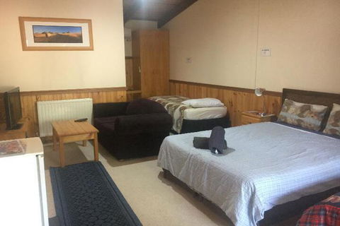 4 Bears Motel - Accommodation ACT 7