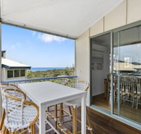 Stunning Beach Front Villa at Castaway Cove - Accommodation ACT