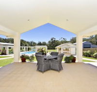 One Mile Mansion - Accommodation ACT