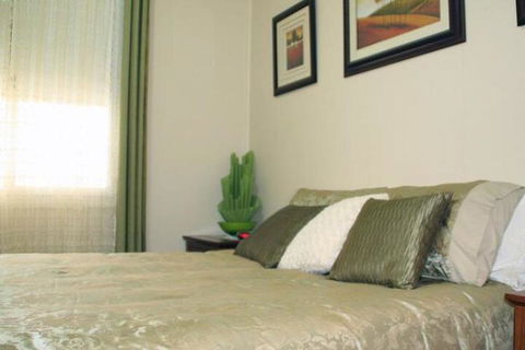 Explorers Holiday House - Accommodation ACT 7
