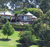 Kiah Country Gardens B  B - Accommodation ACT