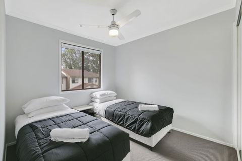 Fountain View Villa - Q Stay - Accommodation ACT 5