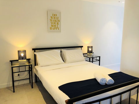 Comfy 2-Bedroom Apartment Level 5 - Accommodation ACT 4