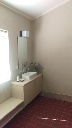 The Cottage At Riverside Farm - Accommodation ACT 3