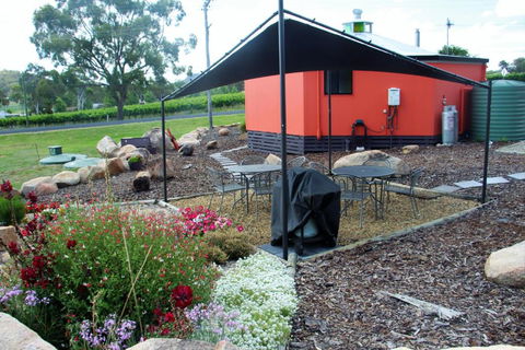 Zuny Yurt - Accommodation ACT 6
