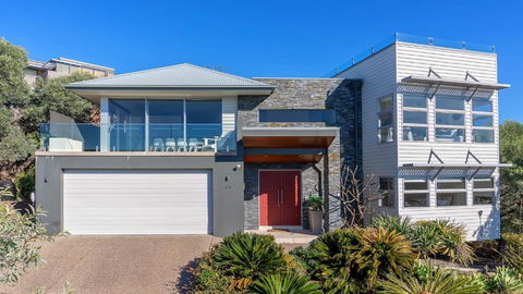 The Lookout Ultra Modern & Luxurious - Accommodation ACT 1
