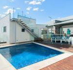 The Lookout Ultra Modern  Luxurious - Accommodation ACT
