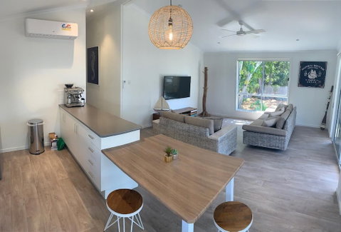 Harveys Beach House - Accommodation ACT 2
