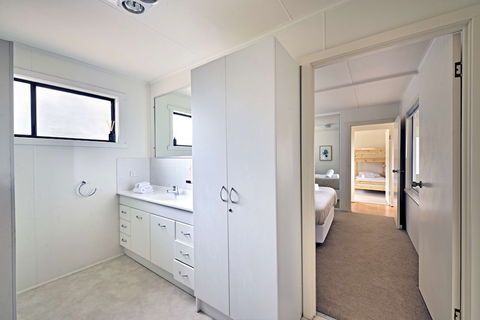 Waders - Accommodation ACT 3