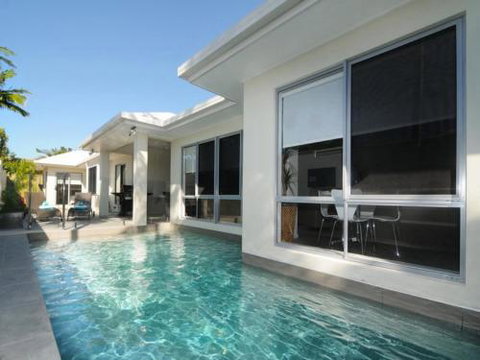 BEACH RETREAT At PALM COVE - Accommodation ACT 6