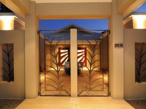 BEACH RETREAT At PALM COVE - Accommodation ACT 4