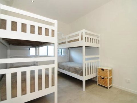 BEACH RETREAT At PALM COVE - Accommodation ACT 5