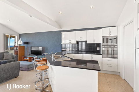 Absolute Waterfront At Anna Bay - Accommodation ACT 1