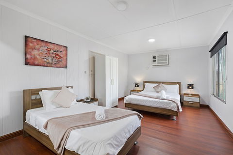 The Gazebo Place - Spacious 4 Bedroom Near Murray River - Accommodation ACT 3