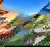 The Gazebo Place - Spacious 4 Bedroom near Murray River - Accommodation ACT
