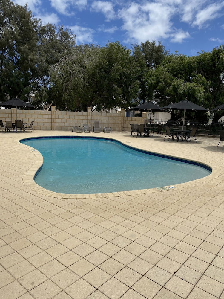 Coral Coast WA Accommodation ACT