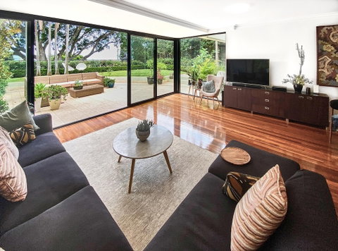 BELLEVUE GARDEN OASIS-hosted By L'Abode - Accommodation ACT 3