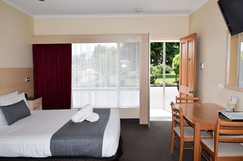 Beachway Motel & Restaurant - Accommodation ACT 6
