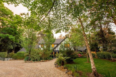Holly Lodge - Accommodation ACT 0