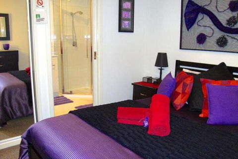 Sunway Farm Bed & Breakfast & Rosebud Cottage - Accommodation ACT 3