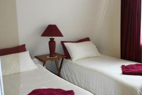 The Doo Drop Inn - Accommodation ACT 6