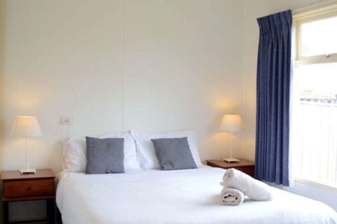 Hibiscus Heights - Accommodation ACT 2