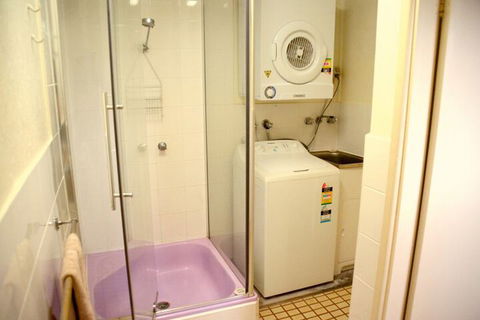 Hibiscus Heights - Accommodation ACT 7
