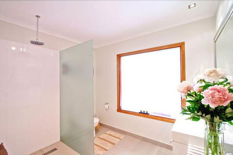 Adriennes Country Retreat - Accommodation ACT 5