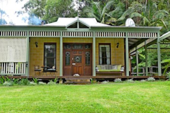  Accommodation ACT