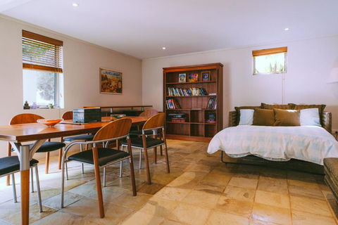 The Princess House - Accommodation ACT 5