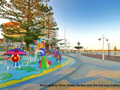 Lakeshore Apartments Unit 6 - Accommodation ACT 6