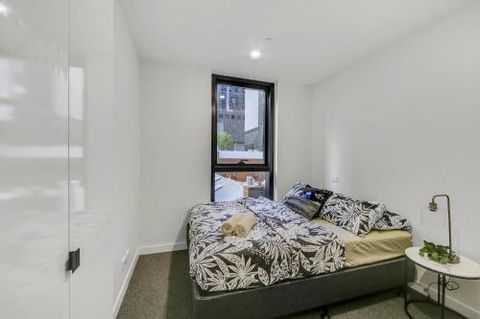 A Modern 2BR Apt 5 Min Walk To Melbourne Central - Accommodation ACT 3