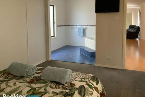 Endeavour 6 - Accommodation ACT 3