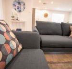 Contemporary Esprit with river reserve access - Accommodation ACT