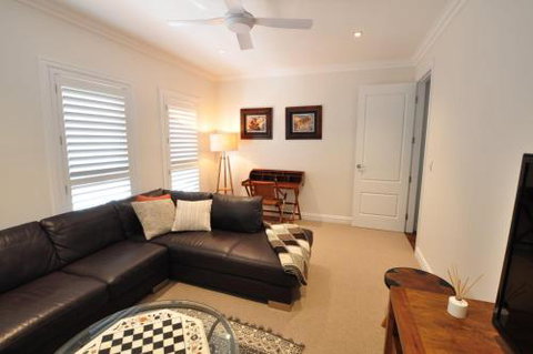 A Home Like Few Others - Accommodation ACT 5