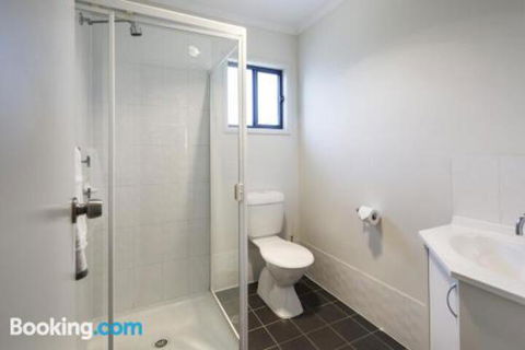 A One One Two At Island Beach - Accommodation ACT 6