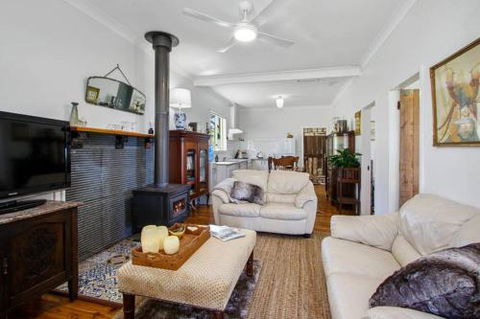 WOOLWAY - Accommodation ACT 4