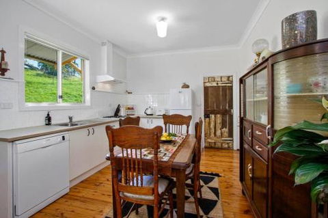 WOOLWAY - Accommodation ACT 3