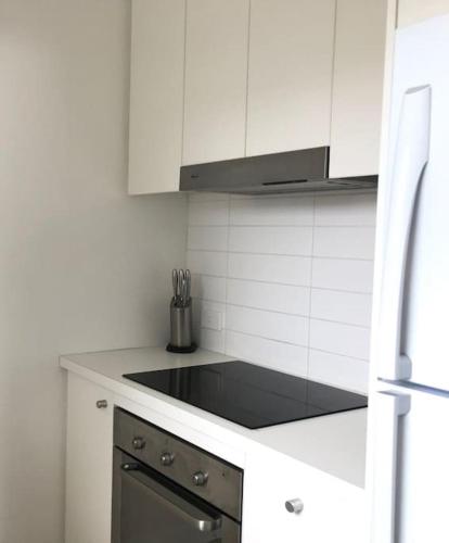 10 Anderson Avenue Sandy Point - Accommodation ACT 3