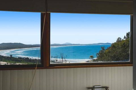 Valparaiso 23 Dulconghi Street - Accommodation ACT 2