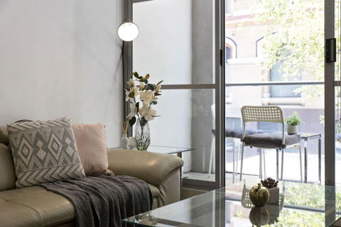 A Cozy & Modern Studio Next To Darling Harbour - Accommodation ACT 3
