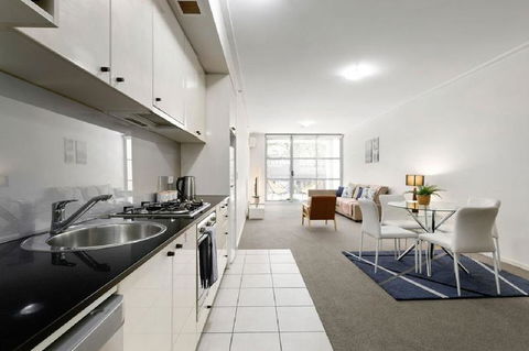 A Modern & Cozy Studio Next To Darling Harbour - Accommodation ACT 3