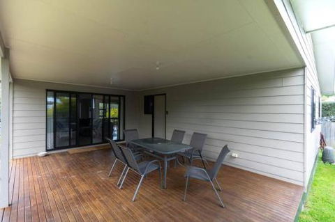 34 Ash Avenue Sandy Point - Accommodation ACT 2