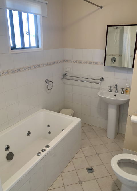 Settlers Hotel York - Accommodation ACT 5