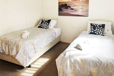 Rye Sleeps 10, Great Weekender - Accommodation ACT 1