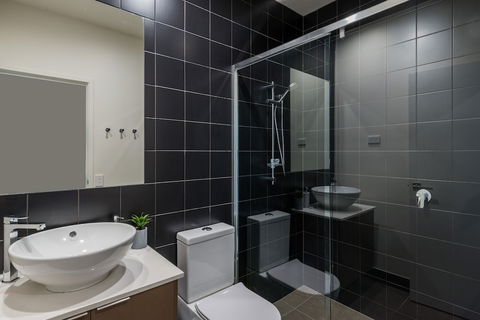 Round About Bulimba - Accommodation ACT 1